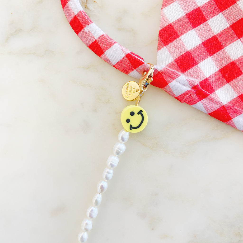 3 in 1: Face Mask & Sunglass Necklace - SMILEY PEARL