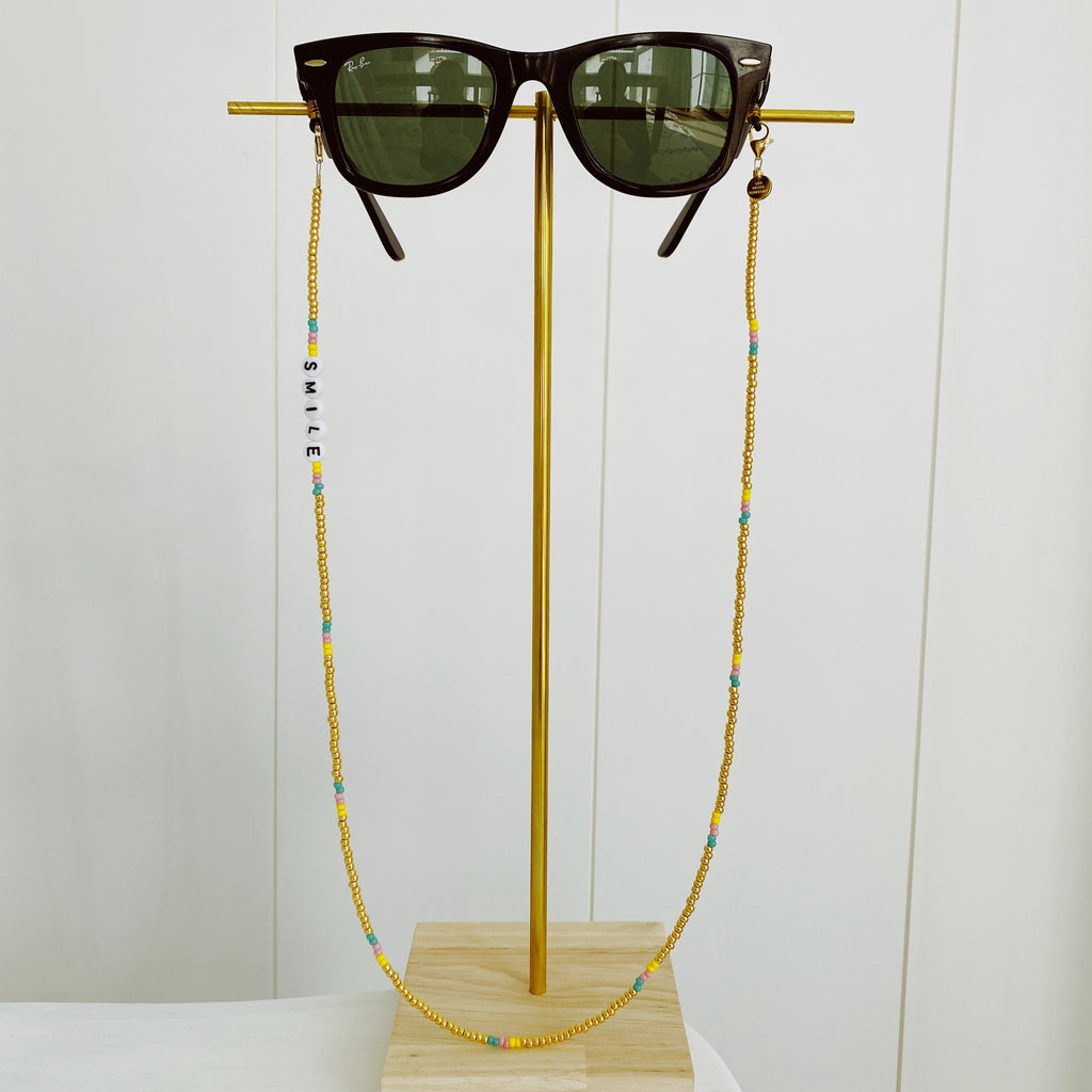 3 in 1: Face Mask & Sunglass Necklace - GOLDIE